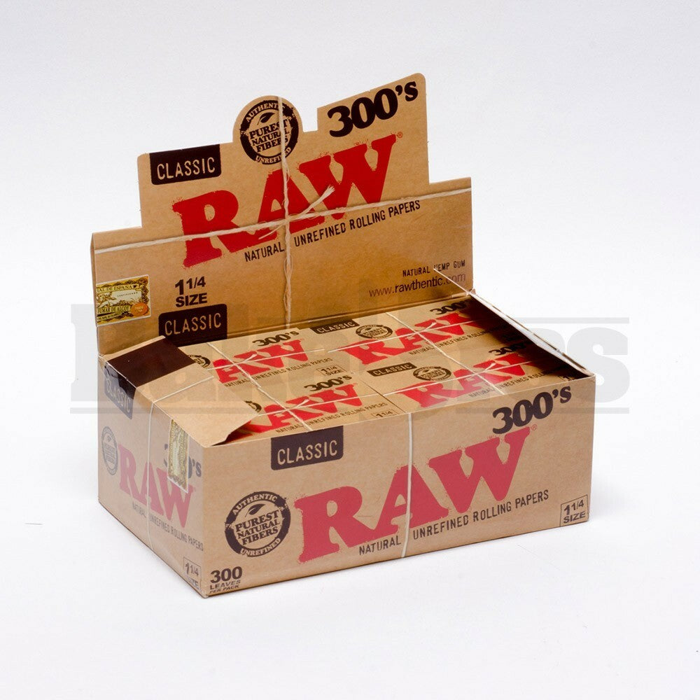 RAW ORGANIC ROLLING PAPERS 1 1/4 300'S 300 LEAVES UNFLAVORED Pack of 20